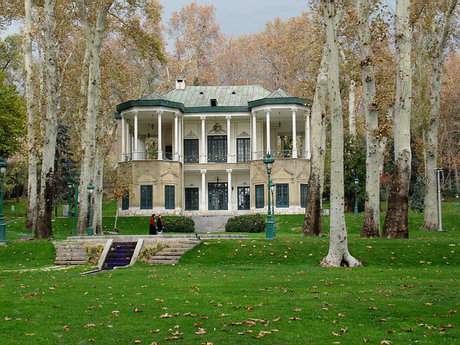 کوشک احمدشاهی به مرمت‌گران سپرده شد