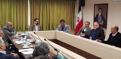 نشانهها و نمادهای دستگاههای دولتی بررسی میشوند