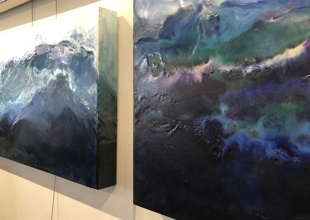 گزارش تصویری آثار GEODES Encaustic در گالری Pure