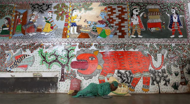نگاهی به نقاشی های سنتی ایستگاه راه آهن Madhubani هند