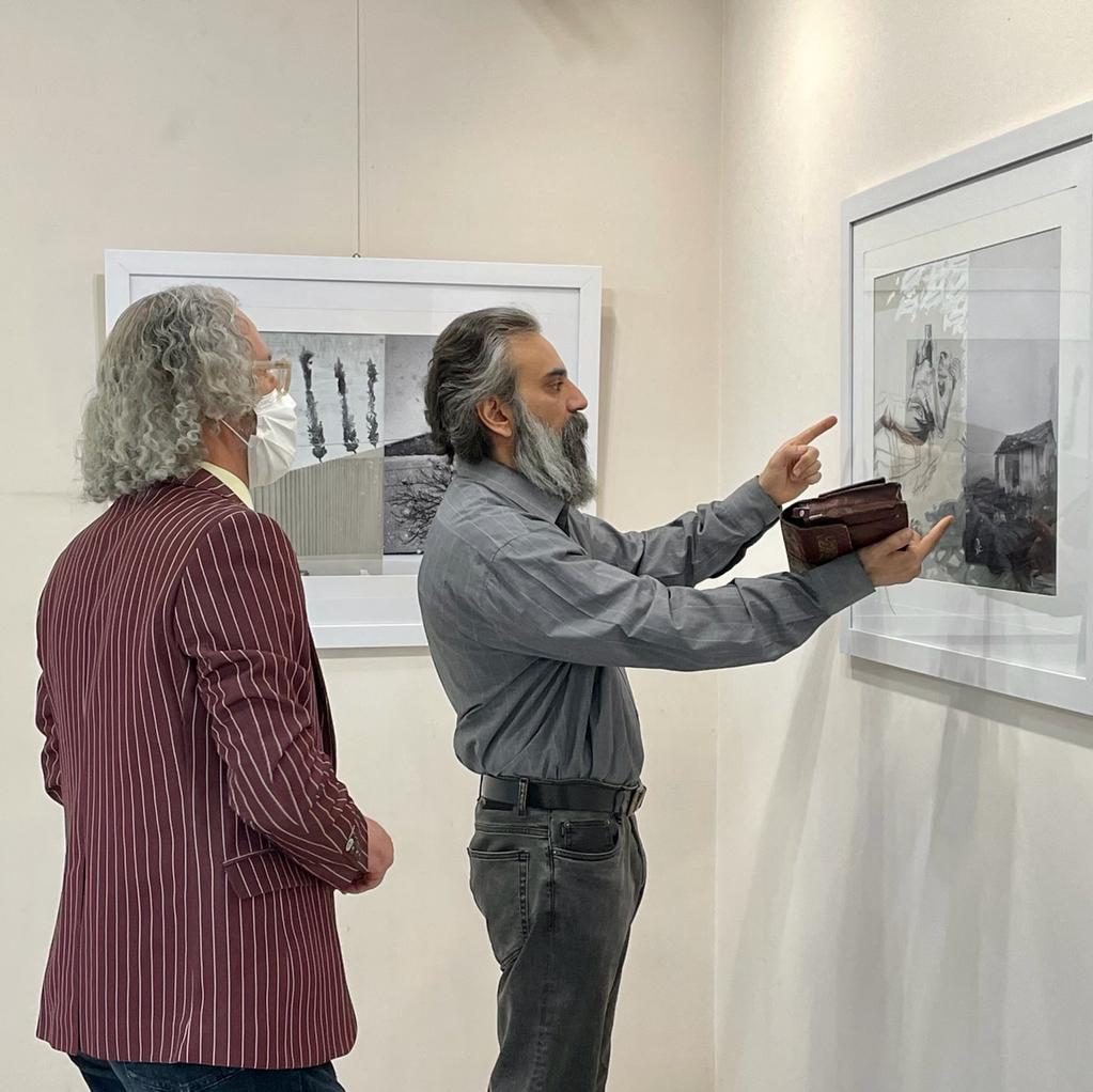 گزارش تصویری نمایشگاه "لای دیوارهای سفید گچی"