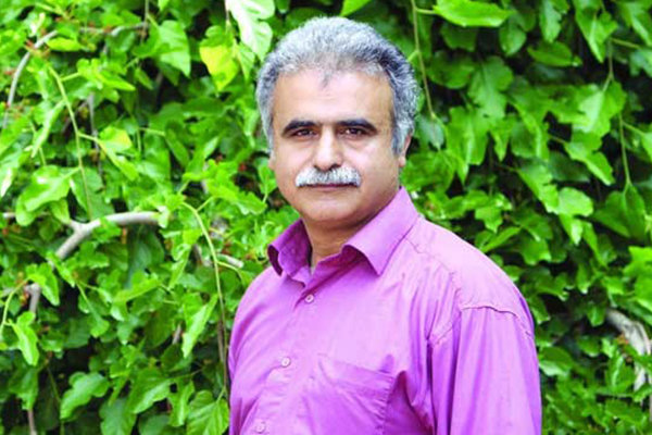 احمد نادعلیان : حاصل تجربیات و آثارم را کتاب میکنم/ برگزاری جشنواره محیطی پلور
