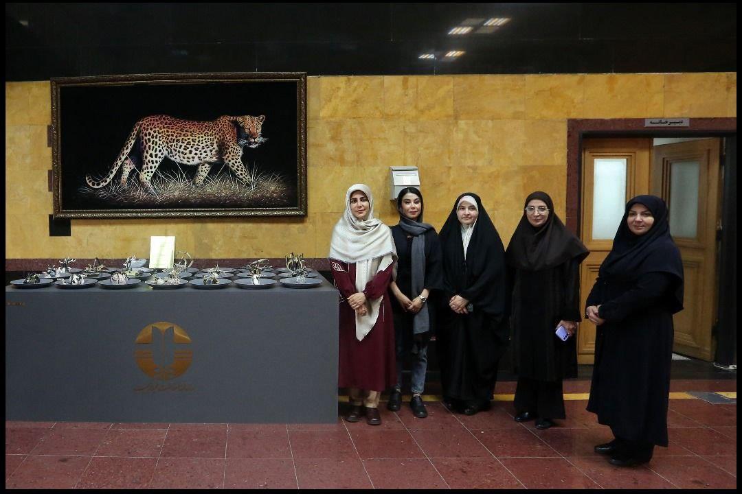 یکی از آثاربرگزیده دوسالانه سرامیک در سازمان حفاظت محیط زیست جانمایی شد
